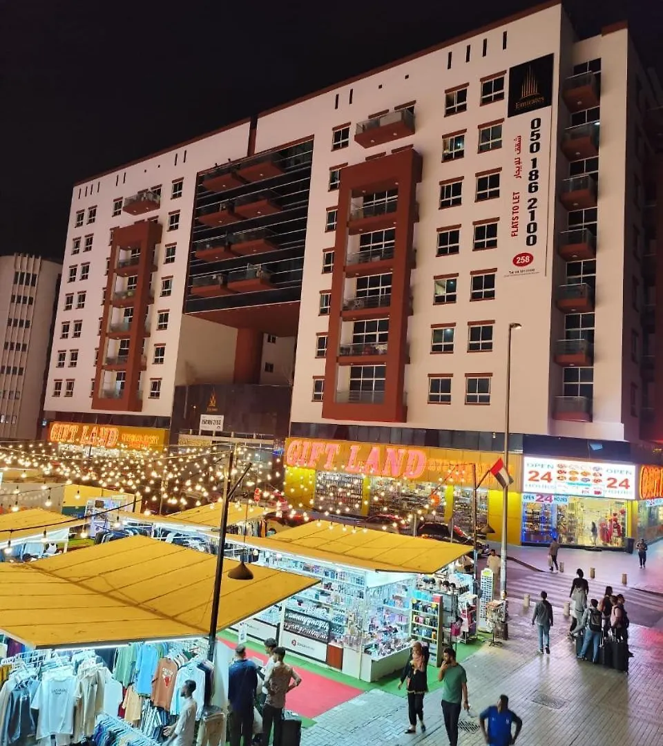 Homestay Tabs Dubai Hostel United Arab Emirates
